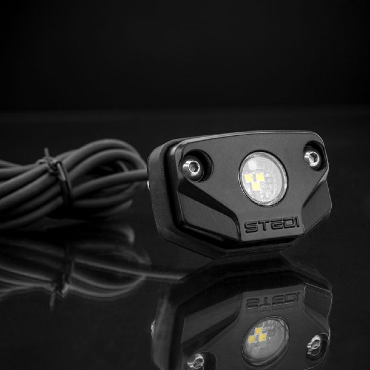 surface-5700k-led-rock-light-ledrock-wht