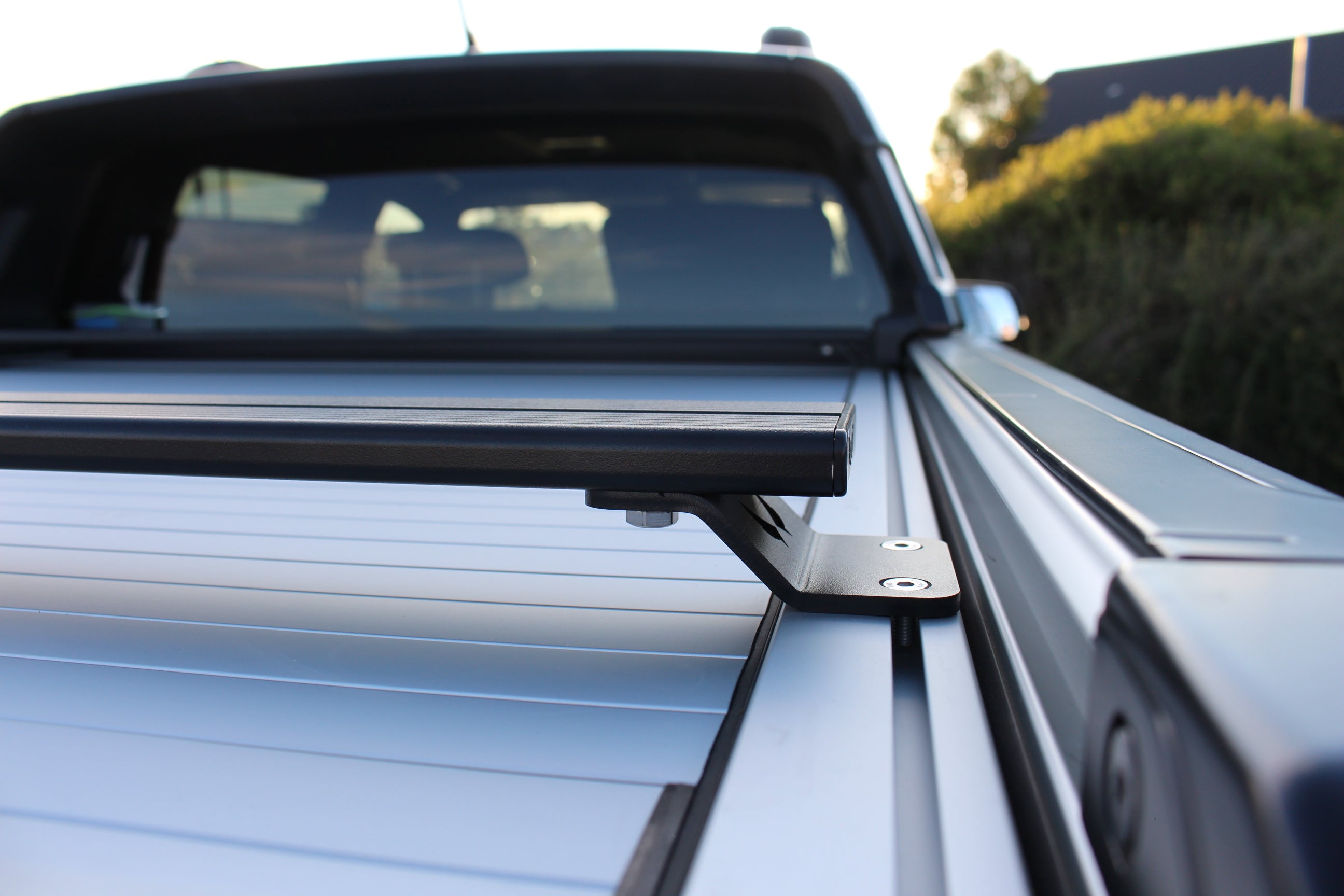 Low Profile Cross Bar