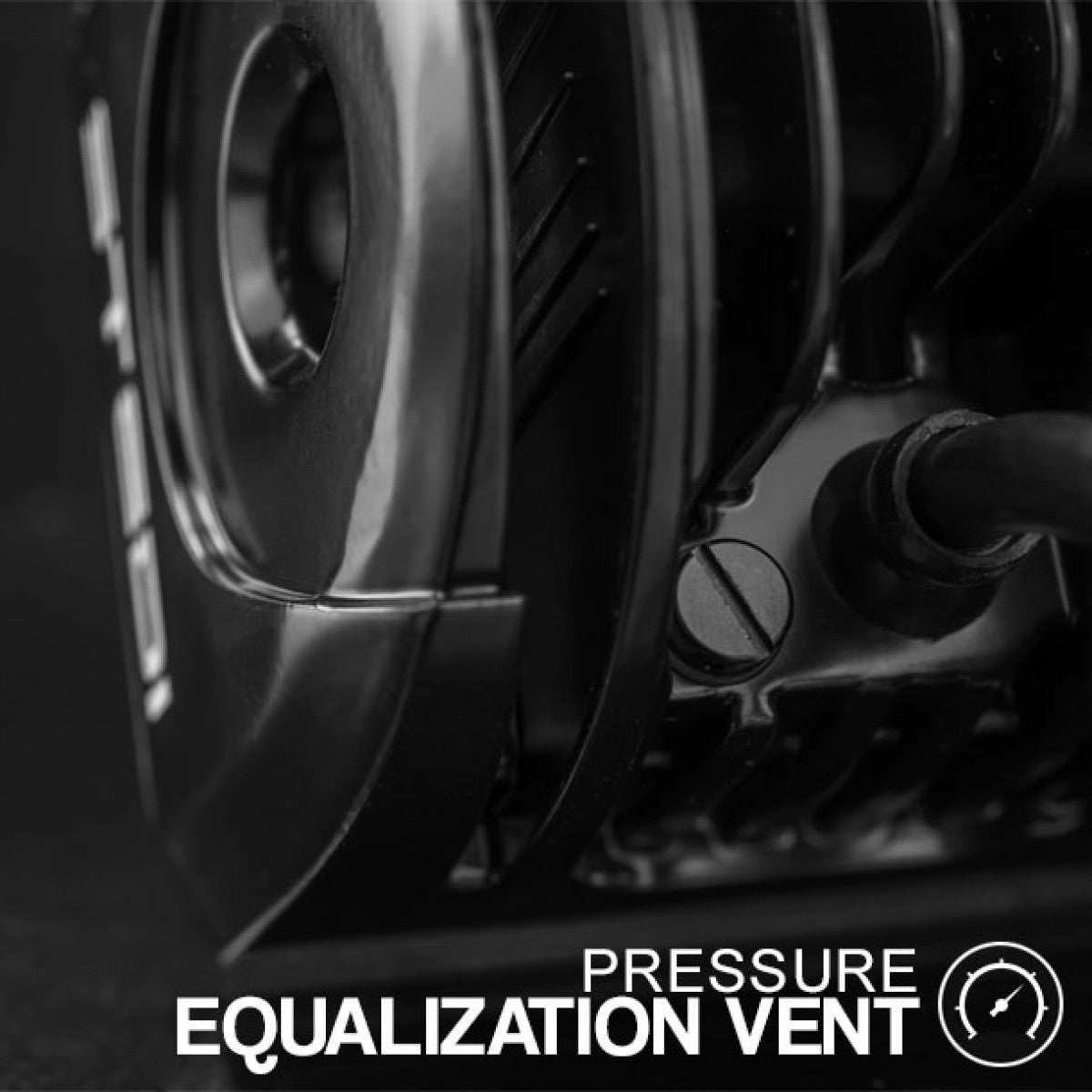 c-4-black-edition-led-light-cube-flood-l